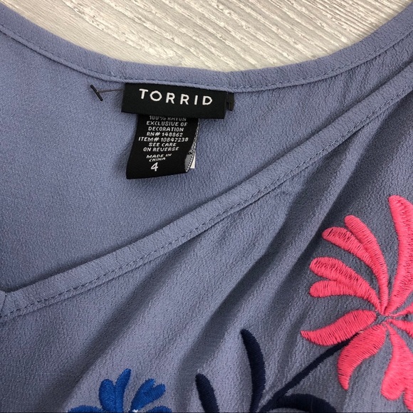NWOT Torrid Embroidered Cold Shoulder Top - Picture 5 of 5